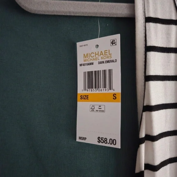 BNWT Women's Top Bundle ***Great Deal*** - Picture 5 of 6